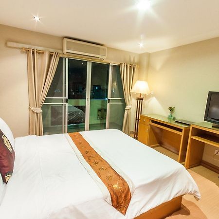 Sa-Bai-Dee Condo Chonburi Buitenkant foto