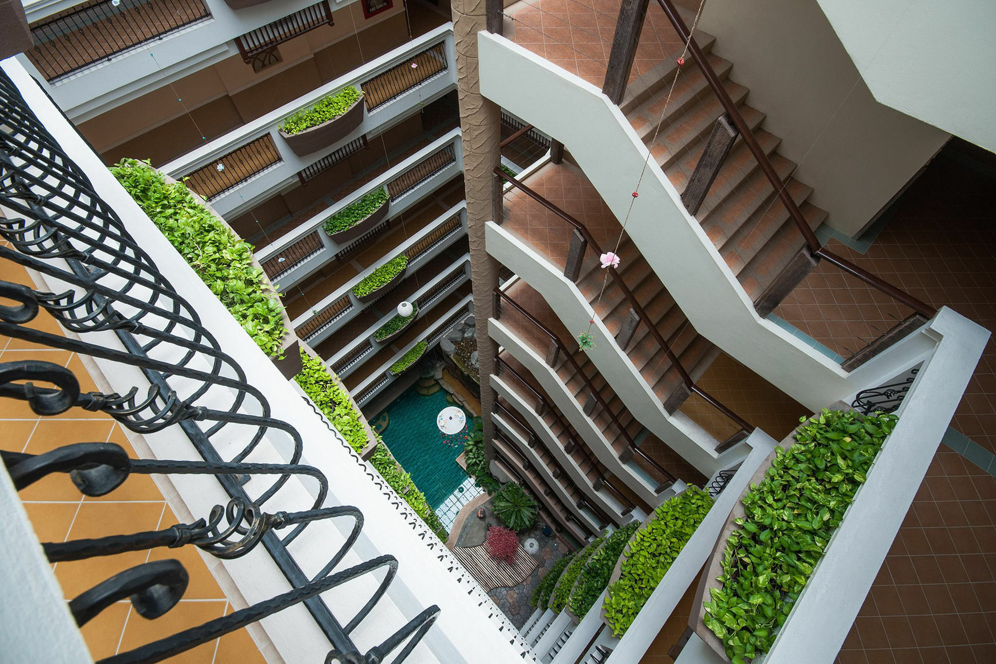 Sa-Bai-Dee Condo Chonburi Buitenkant foto
